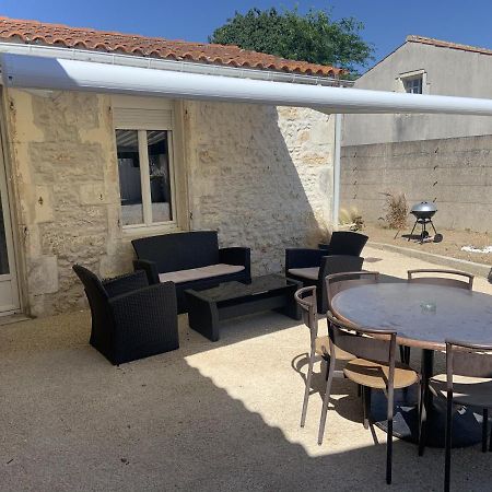 הוילה Saint-Nazaire-sur-Charente Maison Charentaise Pleine De Charme מראה חיצוני תמונה